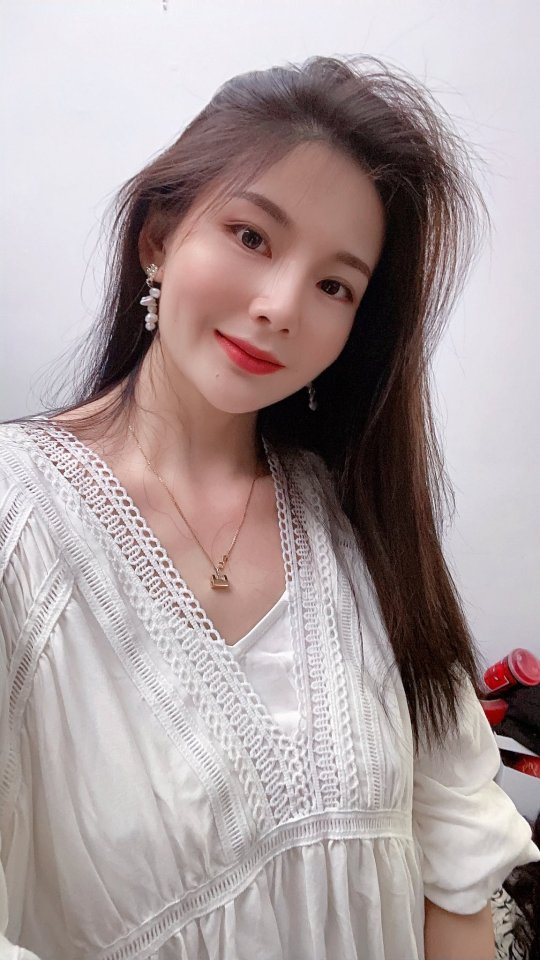 VIP录音精品网友系列【四】05看着女网友的乳房摆动做爱